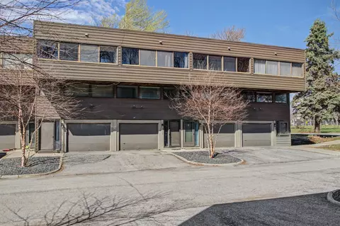 918 S Dakota Ave, Ames, IA 50014
