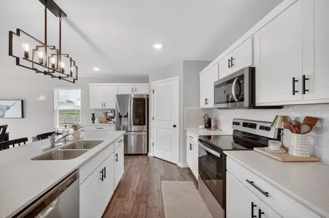 1606 Southbridge Dr, Adel, IA 50003