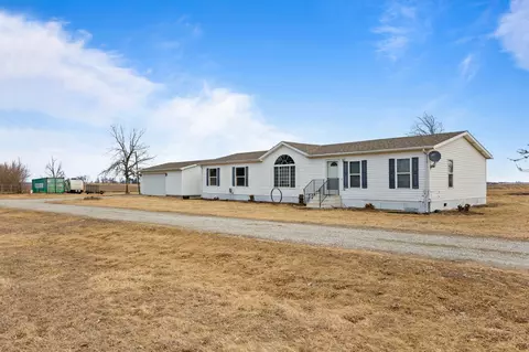 18576 N Ave, Minburn, IA 50167