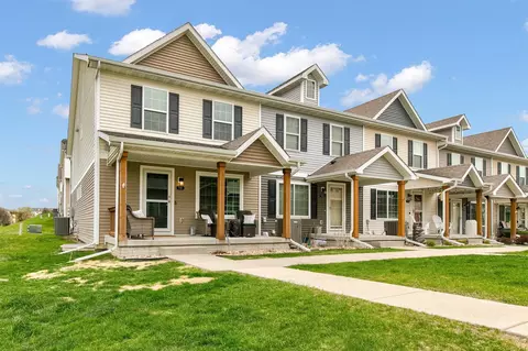 717 Cypress Pl, Norwalk, IA 50211