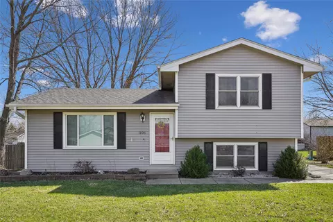 1106 7th St NW, Altoona, IA 50009