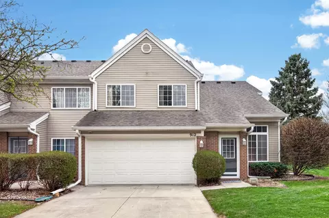 6855 Woodland Ave #912, West Des Moines, IA 50266