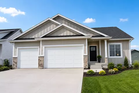 3206 SE Bannister Dr, Ankeny, IA 50021