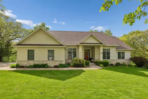 33903 Mill Creek Cir, Adel, IA 50003