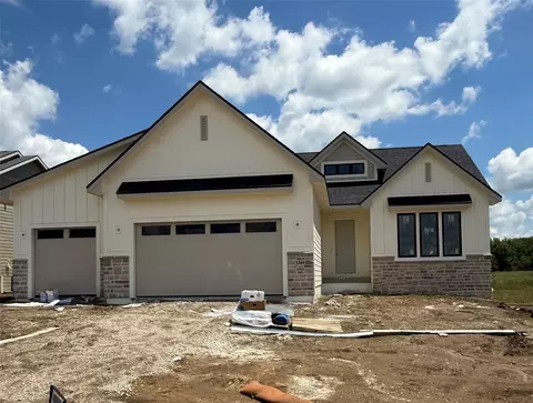1344 S Lotus Pl, West Des Moines, IA 50266