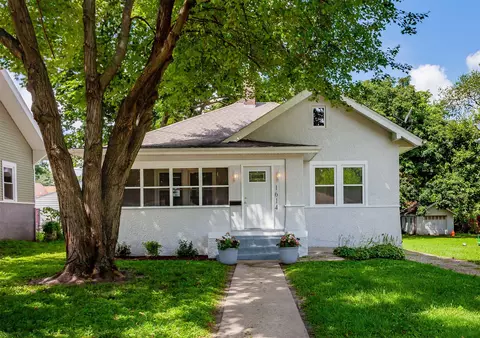 1614 E 13th St, Des Moines, IA 50316