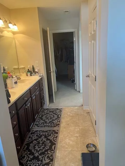 Entry Way - 3908 Valley View Rd, Ames, IA 50010 photo 2 of 4