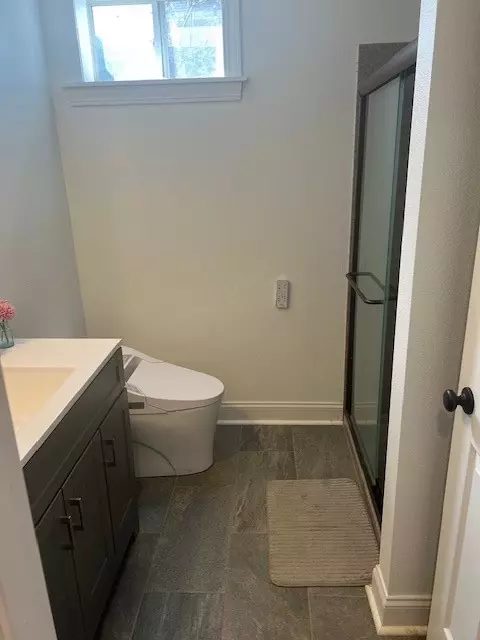 Bath - 3908 Valley View Rd, Ames, IA 50010 photo 5 of 5