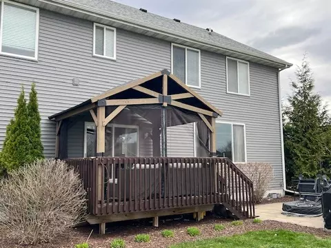 Exterior - 3908 Valley View Rd, Ames, IA 50010 photo 3 of 7