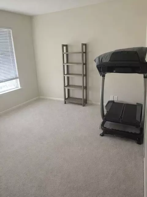 Bedroom - 3908 Valley View Rd, Ames, IA 50010 photo 6 of 6