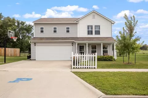 2207 Sunflower St, Perry, IA 50220