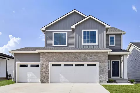1555 Werthman Dr, Waukee, IA 50263
