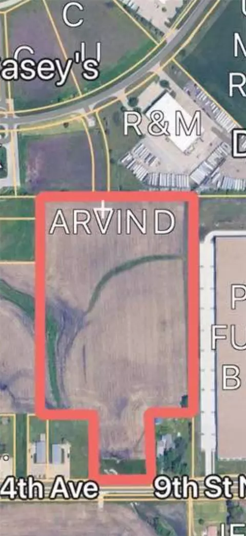 305 9th St Ne Aka 54th Ave NE, Altoona, IA 50009