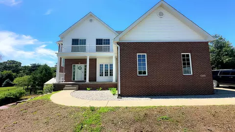 4714 148th St, Urbandale, IA 50323