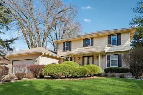 1608 E Lacona Ave, Des Moines, IA 50320