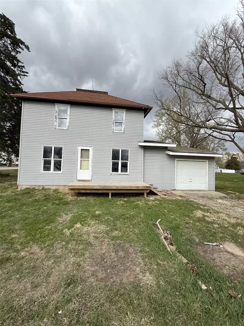11 4th St, Collins, IA 50055