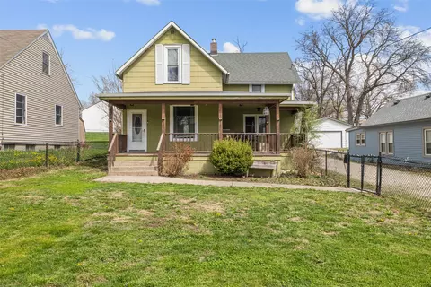 923 Virginia Ave, Des Moines, IA 50315