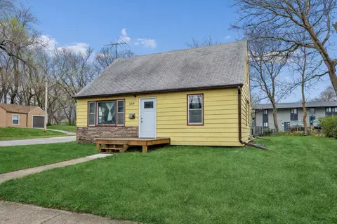 209 N Wilmoth Ave, Ames, IA 50014