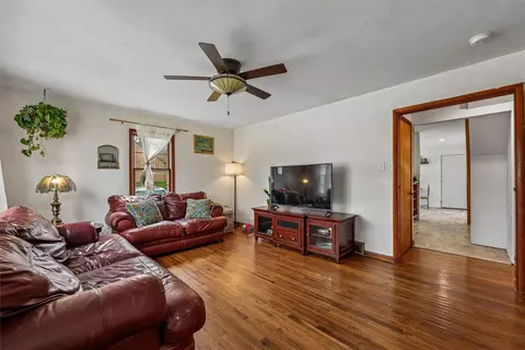 209 N Wilmoth Ave, Ames, IA 50014