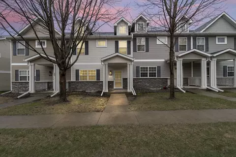 226 SE Booth Ave, Waukee, IA 50263