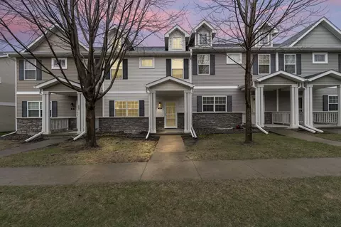 226 SE Booth Ave, Waukee, IA 50263