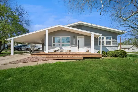 403 Washington St, Melcher Dallas, IA 50062