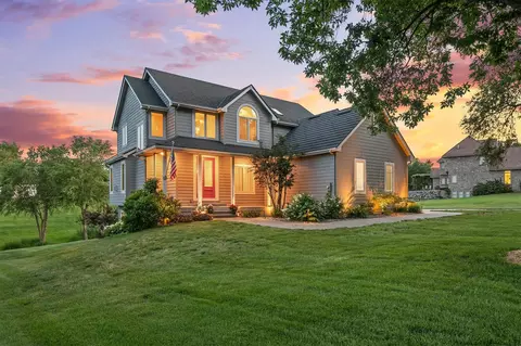 31290 Napa Valley Dr, Waukee, IA 50263