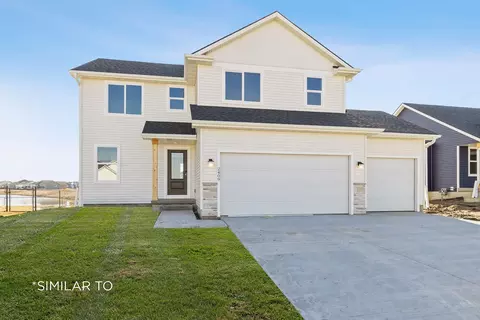 236 NE Wildflower Dr, Pleasant Hill, IA 50327