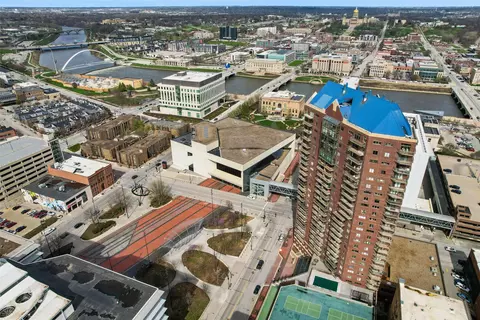 300 Walnut St #707, Des Moines, IA 50309