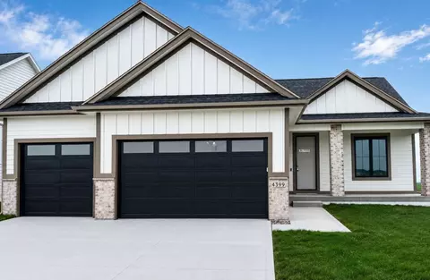 4399 3rd Ave SE, Altoona, IA 50009