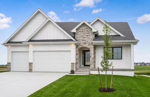 4395 3rd Ave SE, Altoona, IA 50009