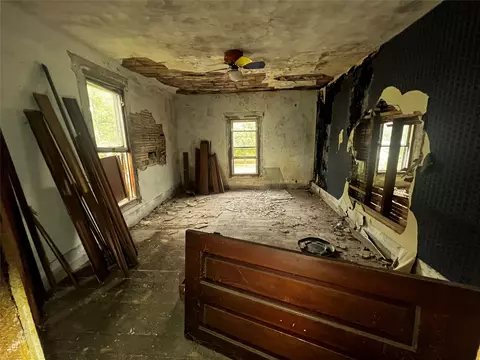 Bedroom - 600 Main St, Scranton, IA 51462 photo 1 of 4
