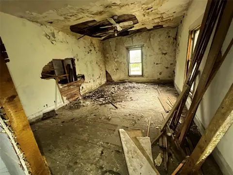Bedroom - 600 Main St, Scranton, IA 51462 photo 4 of 4