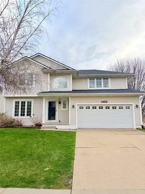 4458 Ashley Park Dr, West Des Moines, IA 50265