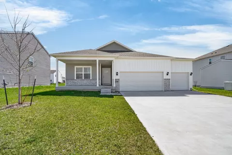 2519 NW 44th St, Ankeny, IA 50023