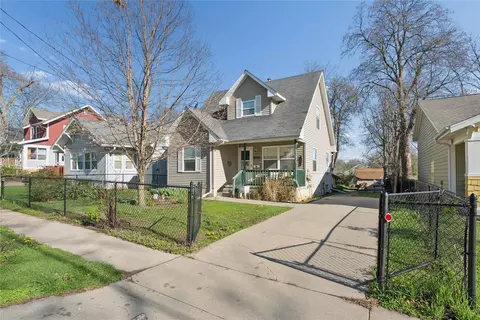 1821 Washington Ave, Des Moines, IA 50314