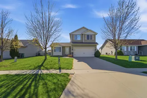 4710 NE Rio Dr, Ankeny, IA 50021