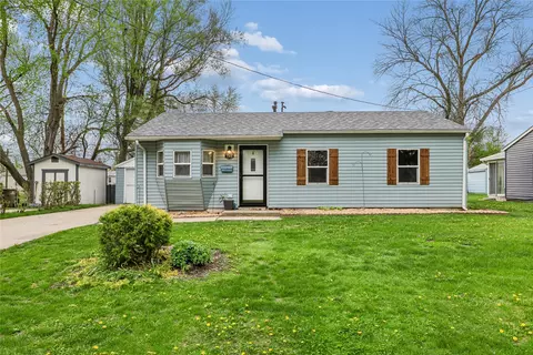 708 5th St SE, Altoona, IA 50009