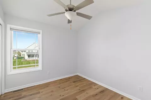 Bedroom - 105 SE Kellerman Ln, Waukee, IA 50263 photo 5 of 7