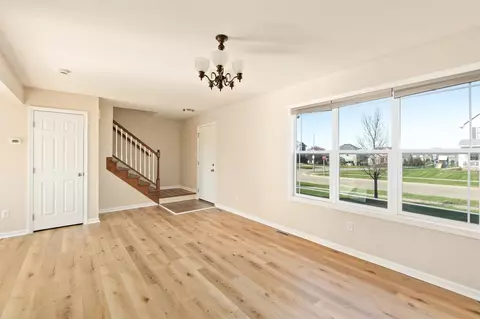 Living - 105 SE Kellerman Ln, Waukee, IA 50263 photo 3 of 5