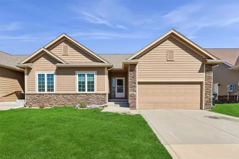1307 S 13th St, Adel, IA 50003