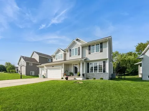 1005 E Lincoln Ave, Indianola, IA 50125