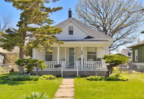 1439 31st St, Des Moines, IA 50311