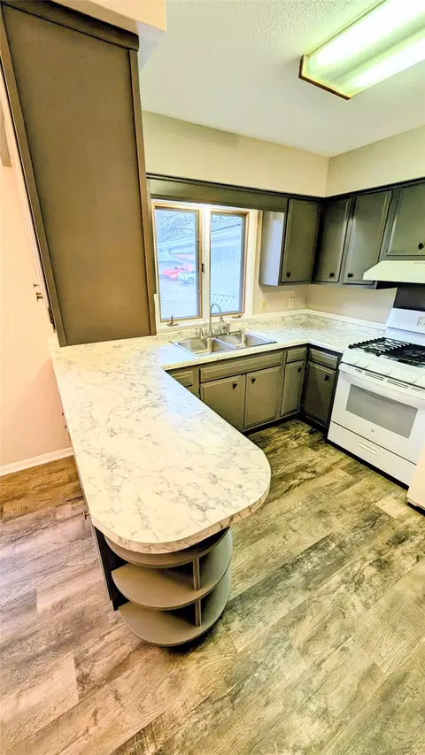 Kitchen - 415 S Walnut Ave, Ames, IA 50010 photo 4 of 6