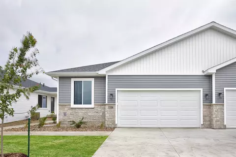1224 Granite St NE, Bondurant, IA 50035