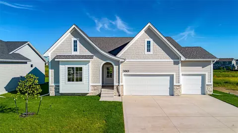 380 NW Ryder Dr, Waukee, IA 50263