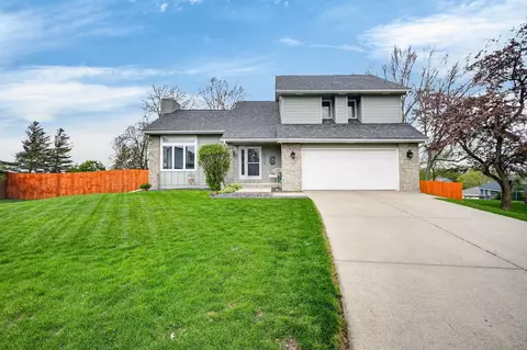 3716 Rose Pl, Des Moines, IA 50321