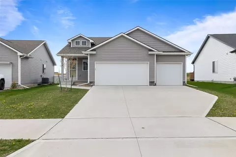 4119 NW 13th St, Ankeny, IA 50023