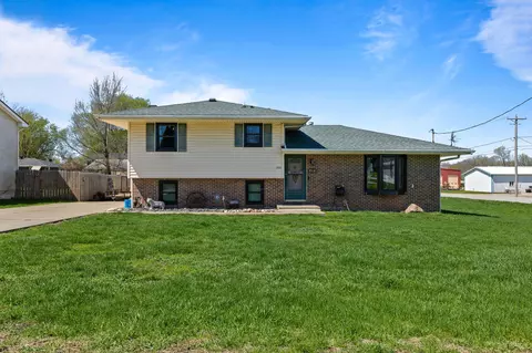 200 Mitchell Ave SW, Mitchellville, IA 50169