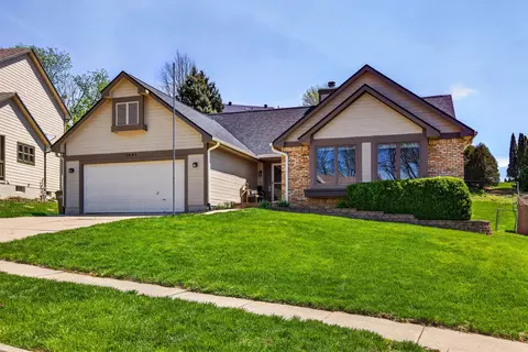 1891 NW 89th St, Clive, IA 50325